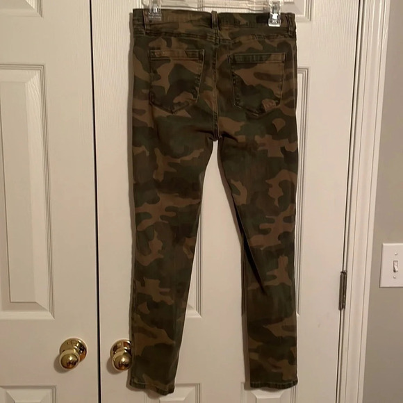 BLANKNYC Green Camo The Reade Crop Jeans Size 28 Skinny Sexy Cotton Spandex - Picture 4 of 7